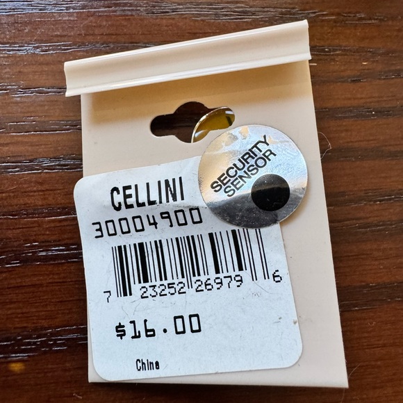 Madison Studio Sterling Silver Clover Charm - Picture 3 of 3